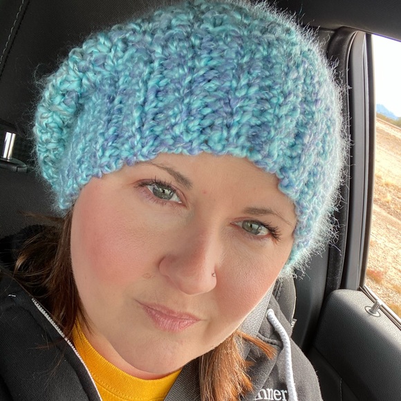 Meet your Posher, Danielle - Picture 1 of 1